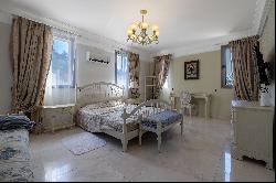 Luxury Mansion with 8 Bedrooms in Larnaca