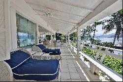 Beachfront house in Angra dos Reis