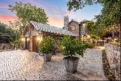 Exquisite Estate in Los Gatos!