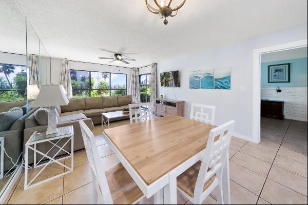 Affordable Gulf-View Condo Close To Beach And Attractions