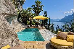 Charming Mediterranean-style villa with panoramic views of Lake Maggiore for sale in Bris