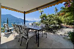 Charming Mediterranean-style villa with panoramic views of Lake Maggiore for sale in Bris