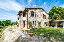 Umbria - BOUTIQUE WINERY WITH 2.4 HA OF VINEYARDS FOR SALE IN TODI