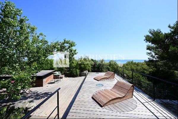 For sale Les Portes, Fabulous Beach house, nestled in the dune, beach access.