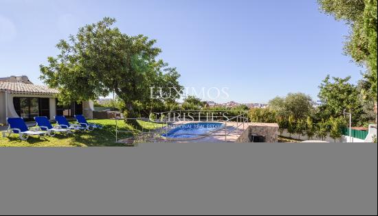 4 bedroom villa with pool, for sale in Albufeira, Algarve