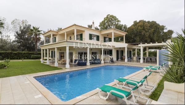 4 Bedroom Villa with pool for sale in Penina Golf, Alvor, Algarve