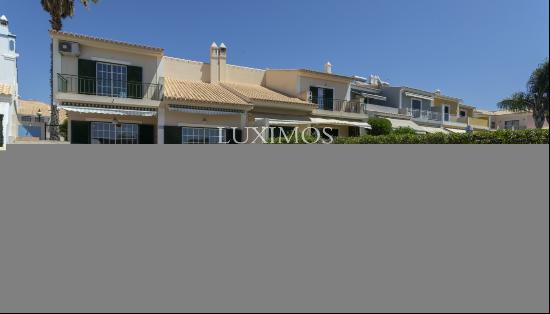 3 bedroom villa with pool, for sale in Vilamoura, Algarve