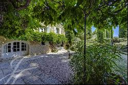 Ménerbes - Superbly renovated 19th-century country house