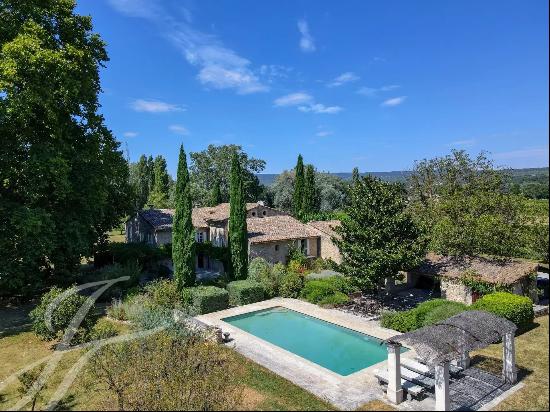 Menerbes - Superbly renovated 19th-century country house