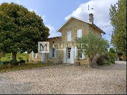 For sale charming 8 ha vineyard estate near Saint-Emilion