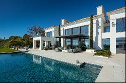 Fabulous modern villa with panoramic sea, mountain and golf views