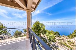 Mediterranean villa in Valldemossa with panoramic views of coast and sea