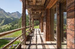 LUXURY CHALET WITH MOUNTAIN VIEW ON THE DOLOMITES