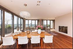 Luxurious and spectacular penthouse in one of Cologne´s landmarks