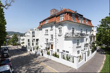 Charming Döbling building has been fully restored to offer six modern apartments.