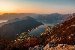 An exceptional Mediterranean villa, with panoramic sea and mountain views across Kotor Bay