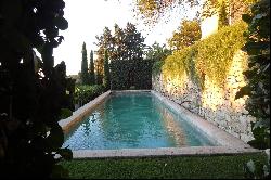 Renaissance villa with modern luxury in Val d'Orcia