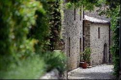 Renaissance villa with modern luxury in Val d'Orcia