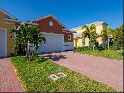 2005 Bridgepointe Circle Unit 99, Vero Beach FL 32967