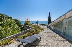 Spectacular house in front of the sea in Arenys – Costa BCN