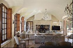 Mougins - 6 bedrooms sea view house