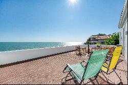 EXCEPTIONAL VILLA - 307 M2 FACING THE OCEAN - ST PALAIS SUR MER