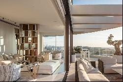 Spectacular Penthouse-Duplex with a Private Pool and Panoramic Sea Views