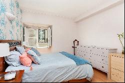 Flat, 2 bedrooms, for Sale