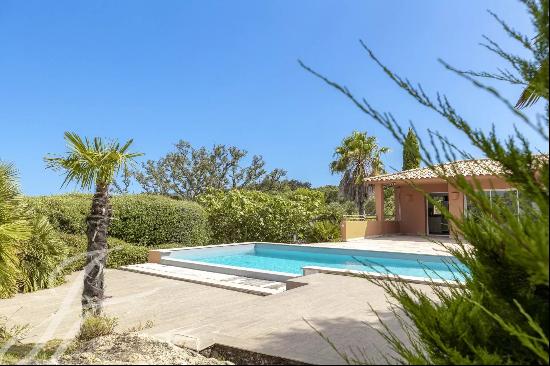 Villa with pool near Porto-Vecchio