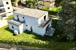 Lugano-Cadro: modern villa with garden for sale