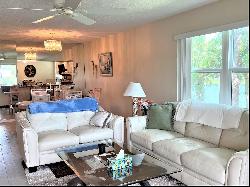 9300 Clubside Circle #1208, Sarasota FL 34238