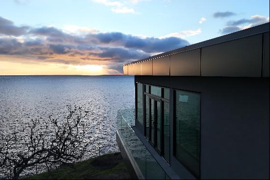 Panoramic Saanich Oceanfront