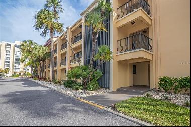 845 South Gulfview Boulevard 101, CLEARWATER, FL, 33767