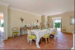 Elegant Villa recently renovated in Gragnano