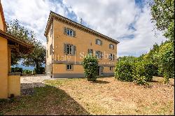 Elegant Villa recently renovated in Gragnano