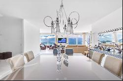 Penthouse of 180M2 with a panoramic view of the lake