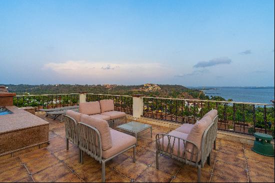 Sea Facing Villa in Bambolim, Goa