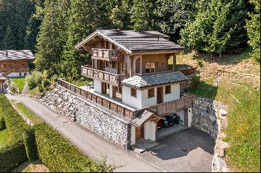 Luxurious, spacious chalet with breathtaking panoramic views!