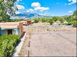 428 Theodora Street, Taos NM 87571