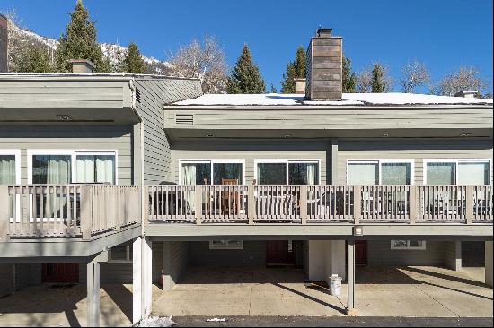 Timber Ridge Townhouse in Teton Village