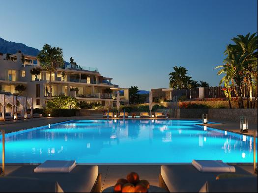 Penthouse with private pool in Marbella Golden Mile