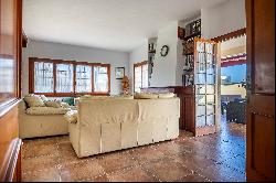Detached villa with garden just a few meters from Vistahermosa Beach