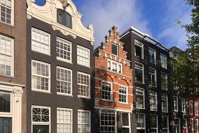 HERENGRACHT 334 A & PRIVATE GARAGE AT ROMEINSARMSTEEG – LIVING IN FIVE CENTURIES