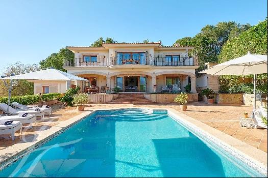 Magnificent villa in La Mola, with amazing sea views