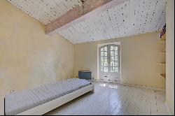 2/3-bedroom house with cellar