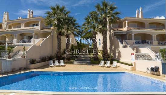 4 bedroom semi-detached villa, with pool, for sale in Vilamoura, Algarve