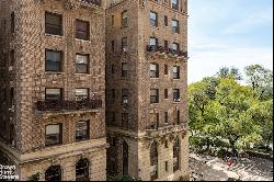 390 RIVERSIDE DRIVE 5B in Morningside Heights, New York