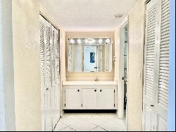 9273 Collins Ave, #507, Surfside, FL