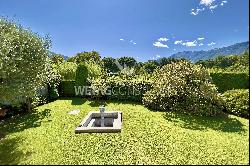 Modern style villa surrounded by greenery in Ascona for sale