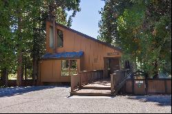 2-Bedroom Villas Townhome in Tahoe City with a Loft - Close to Everything